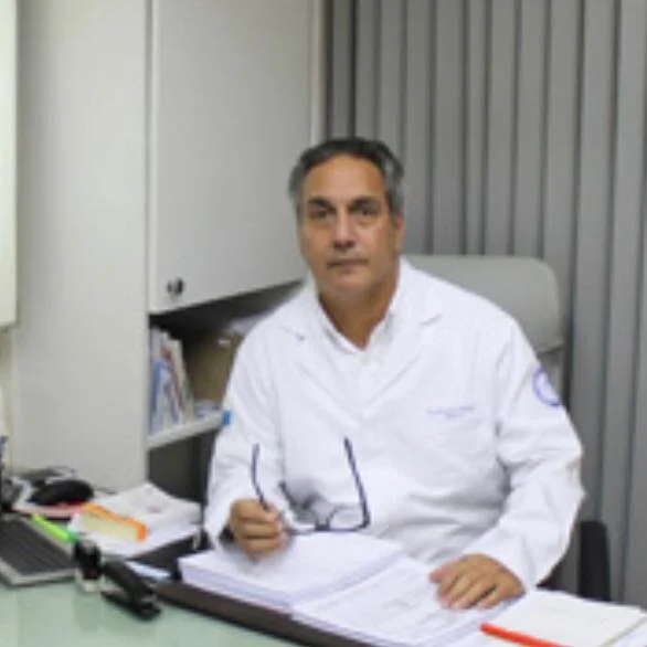 Adilson Costa Camargo de Castro